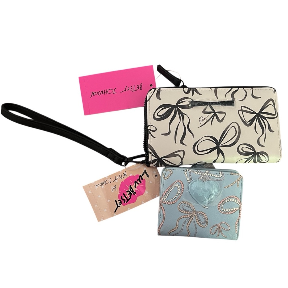 Betsey Johnson Cream and Blue Bow Wristlet Set